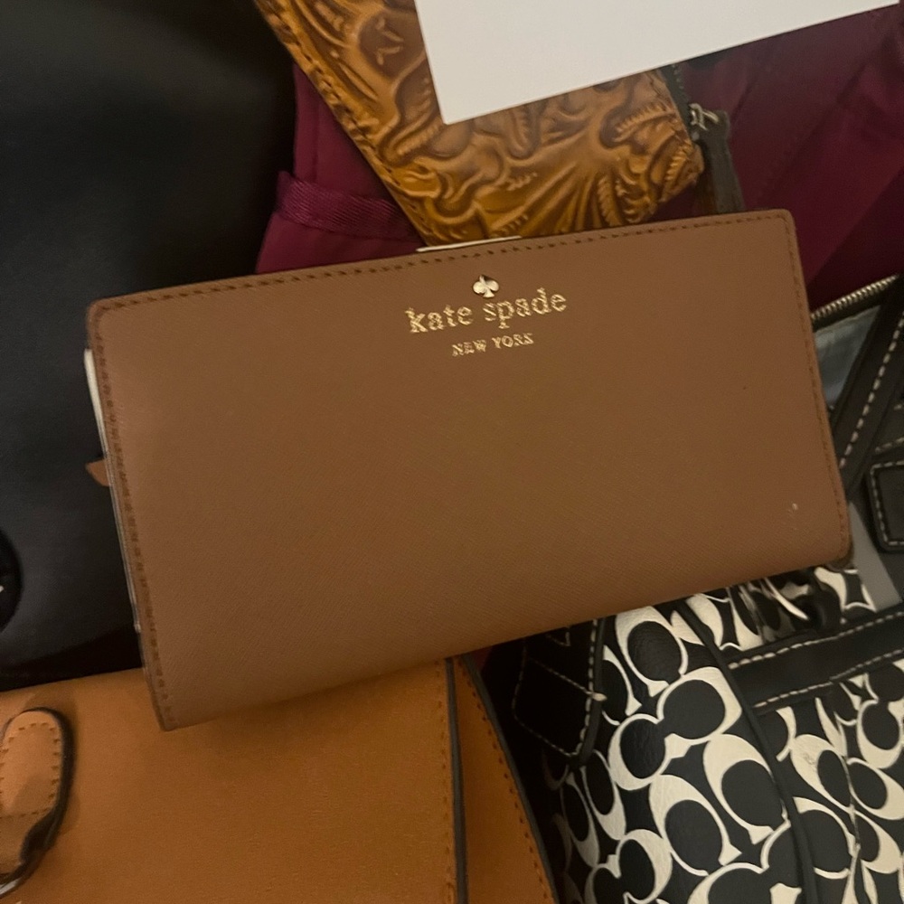 Kate Spade Tan Leather Wallet
